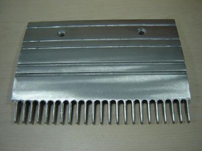 ГРЕБЕНКА ЛЕВАЯ OTIS 506 NCE , БЕЗ ПОКР. НАТУР. АЛЮМ. L=197,994мм 23 зуба
